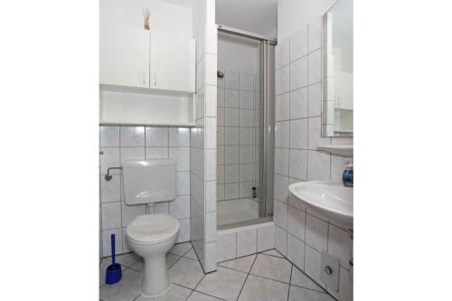 Borkum Ferienwohnung Meerblick, Wohnung 4 - Duschbad