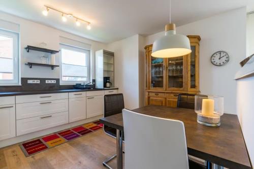 Borkum Ferienwohnung Meeresloge mit Meerblick - Küche