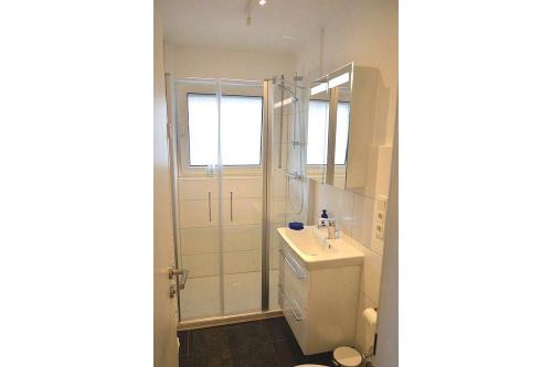 Borkum Ferienwohnung Rathausblick - Badezimmer