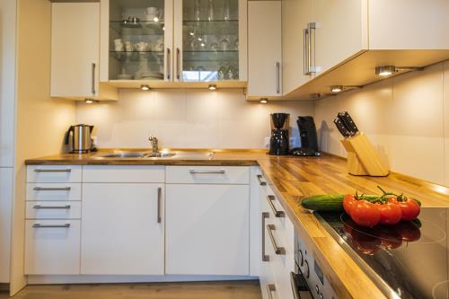 Borkum Ferienwohnung Swantje / Haus Leuchtturmkieker - Einbauküche